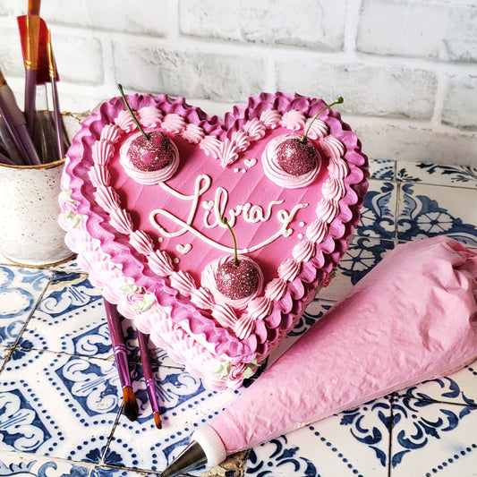 Buttercream Heart Cake Sculpture Libra (pink)
