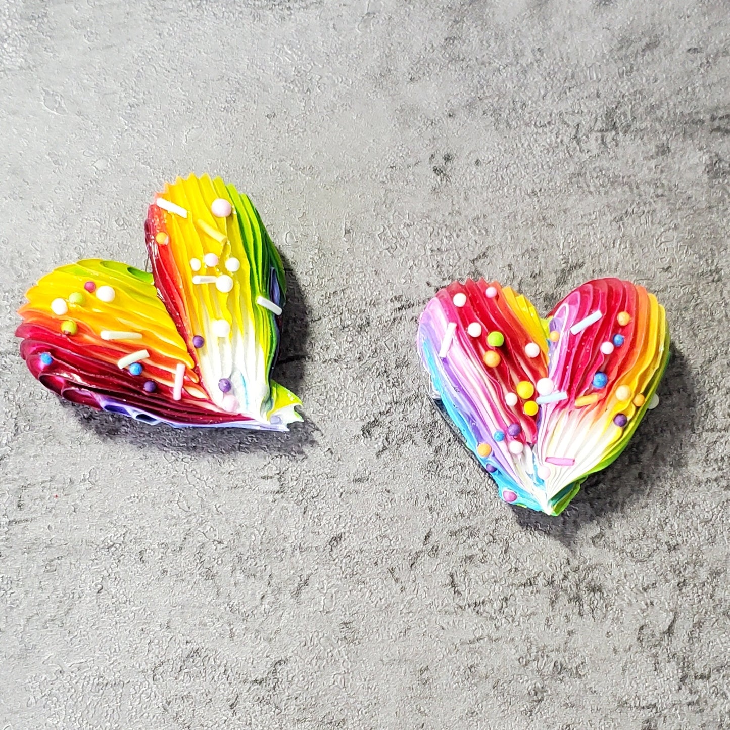 Buttercream Heart Sculpture Magnetic Rainbow