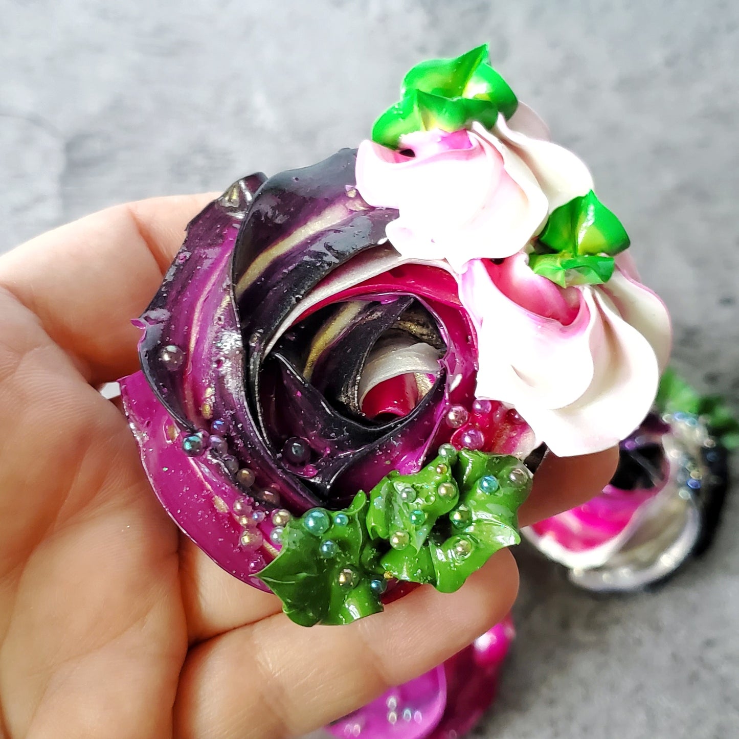 Rosette Icing Sculpture Magnetic Brooch Dark Magenta