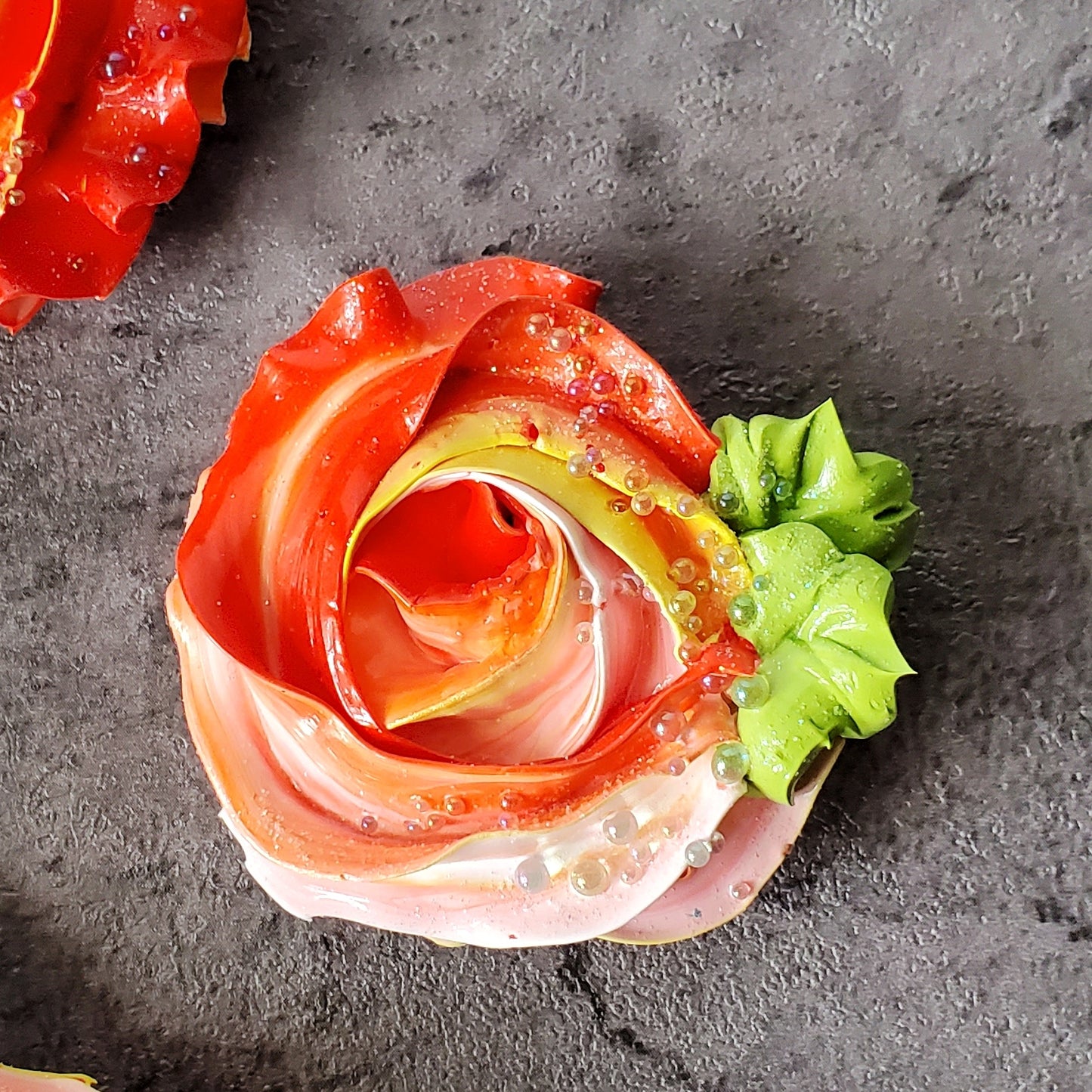 Rosette Icing Sculpture Magnetic Brooch Shades of Orange