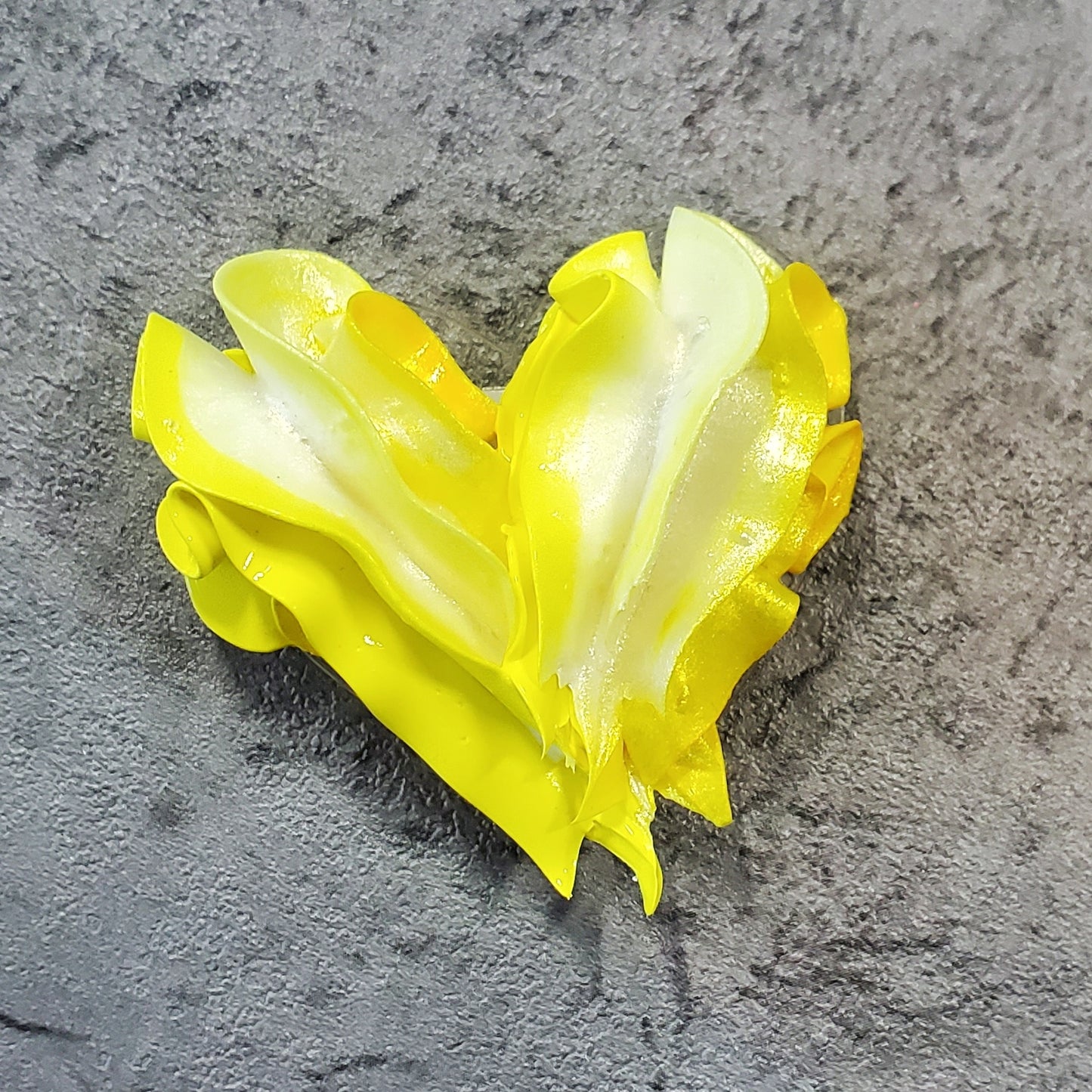 Buttercream Heart Sculpture Magnetic Brooch Yellow